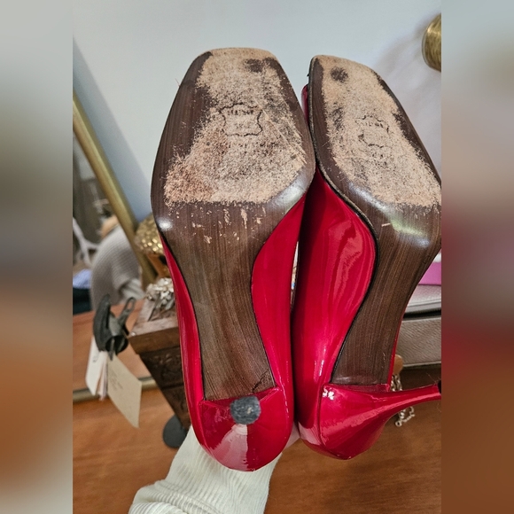 STUART WEITZMAN Designer Quasar Patent Leather Peep-Toe Stiletto Cherry Red.Sz 7 - Picture 9 of 14